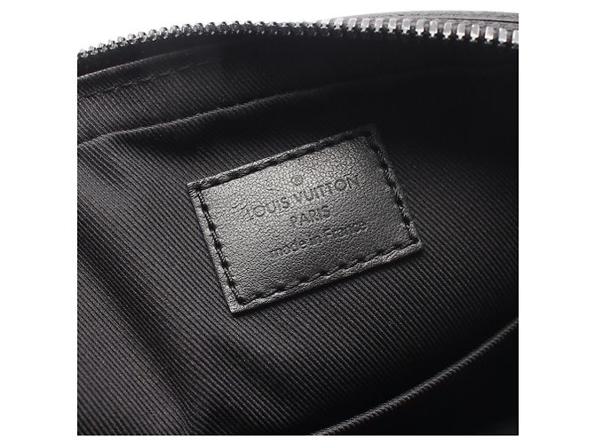 Borsa a tracolla Louis Vuitton Trio Messenger Monogram Macassar Marrone Nero Porpora - vista 4