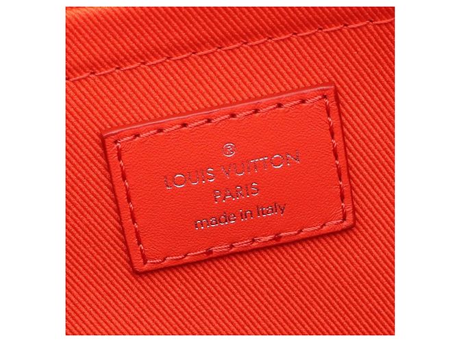 Borsa Louis Vuitton Soft Polochon PM Epi XL Rouge Rosso - vista 4