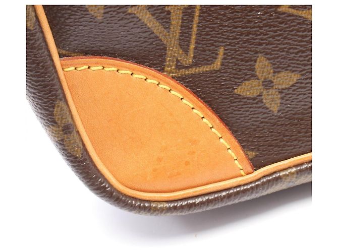 Borsa a Spalla Louis Vuitton Danube Marrone - vista 6