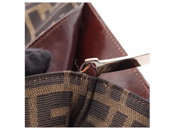 Borsa Tote Fendi Zucca marrone e nera in pelle e tela Nero - vista 8