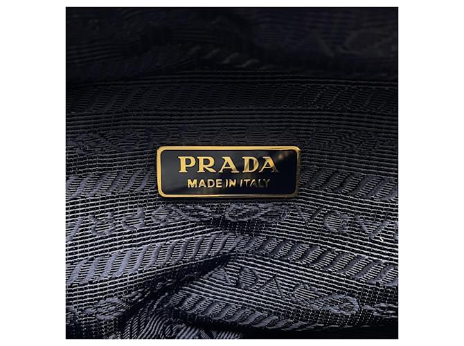 Prada Dunkle Mini Lederhandtasche Weiß - Ansicht 16