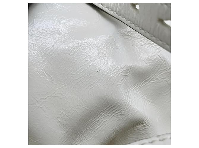 Prada Dunkle Mini Lederhandtasche Weiß - Ansicht 8