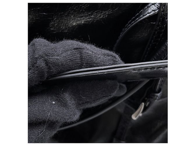 Borsa a tracolla in pelle nera Prada Nero - vista 14