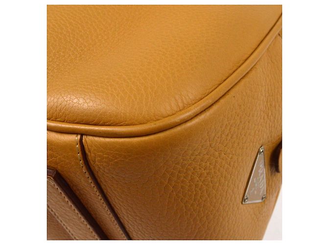 Prada Bauletto en cuir Saffiano Medium Beige - vue 7