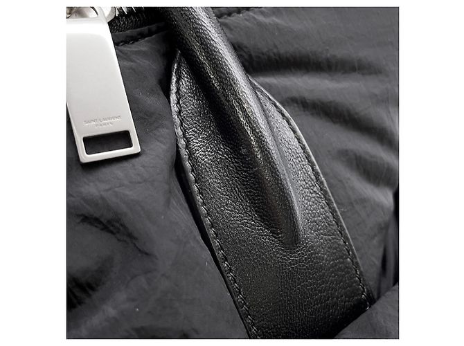 Yves Saint Laurent Sac De Jour Tote Bag Noir - vue 9