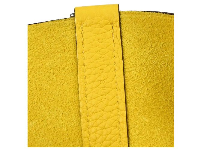 Hermès Hermes Picotin Lock Clemence GM Yellow - view 4