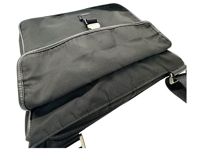 Borsa a tracolla in nylon Prada Nero - vista 6