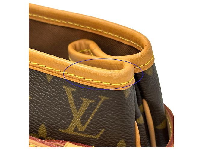 Tote verticale Louis Vuitton Batignolles Marrone Monogramma - vista 13