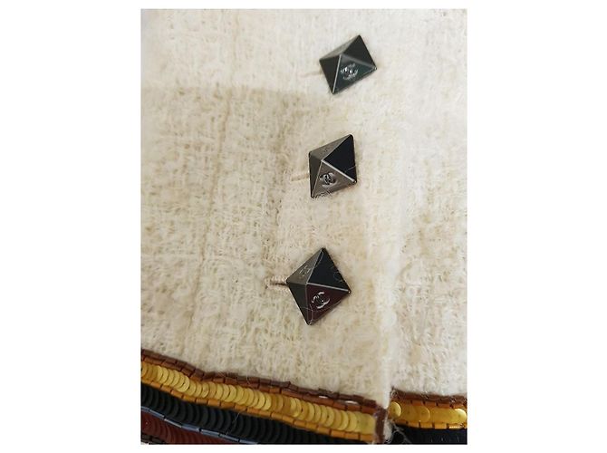 Chanel 03A Cream Tweed Embellished Jacket Black Metallic Gold hardware - view 5