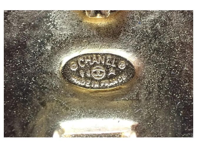 Chanel Vintage CC Round Cutout Clip-On Metal D'oro - vista 5