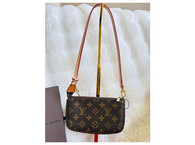 Louis Vuitton x Takashi Murakami Pochette Accessoires Cerises Marrone Rosso - vista 2