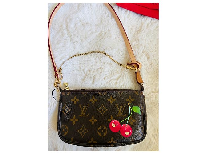 Louis Vuitton x Takashi Murakami Pochette Accessoires Cerises Marrone Rosso - vista 3