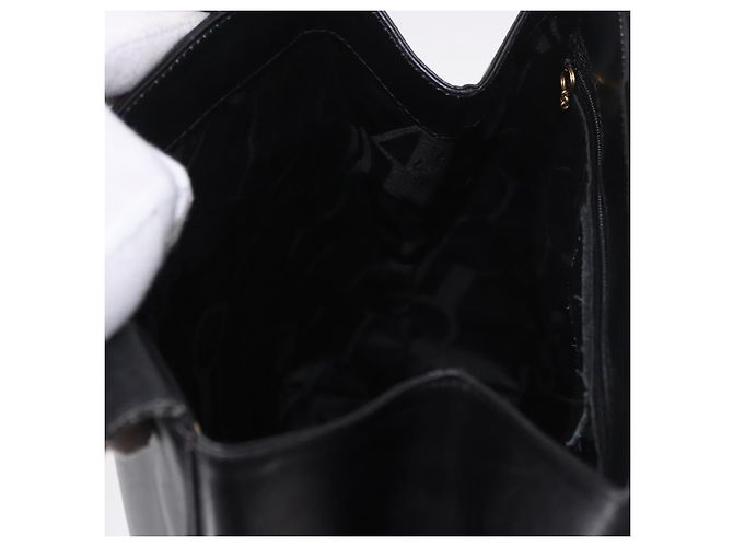 Borsa a tracolla Salvatore Ferragamo in pelle nera e oro Auth ka4956 Nero D'oro - vista 19