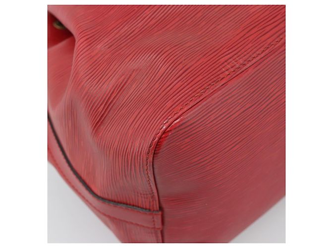 Borsa a Spalla LOUIS VUITTON Epi Petit Noe Rosso M44107 LV Auth ka4880 - vista 16