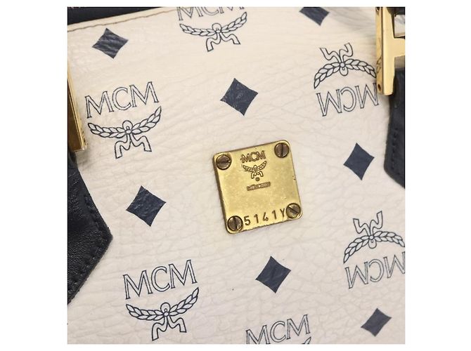 Borsa Boston MCM in PVC e pelle White Gold Auth 187279 Bianco D'oro - vista 18