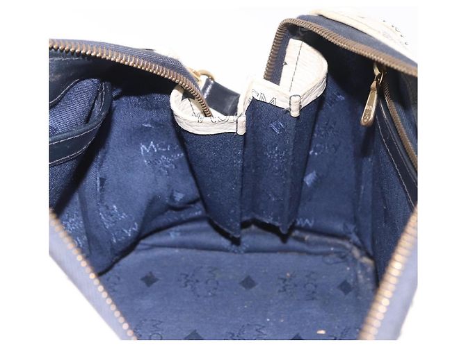 Borsa Boston MCM in PVC e pelle White Gold Auth 187279 Bianco D'oro - vista 22