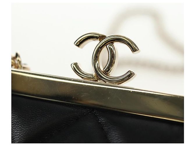 Borsa a Spalla CHANEL Chain Matelasse in Pelle di Agnello Nera e Oro CC Auth 187603SAM Nero D'oro - vista 14