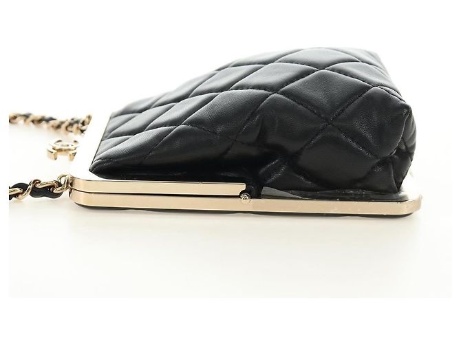 Borsa a Spalla CHANEL Chain Matelasse in Pelle di Agnello Nera e Oro CC Auth 187603SAM Nero D'oro - vista 4