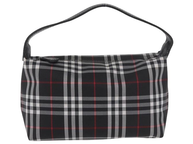 Pochette a mano BURBERRY in nylon nero con dettagli argento Auth am11953V - vista 2