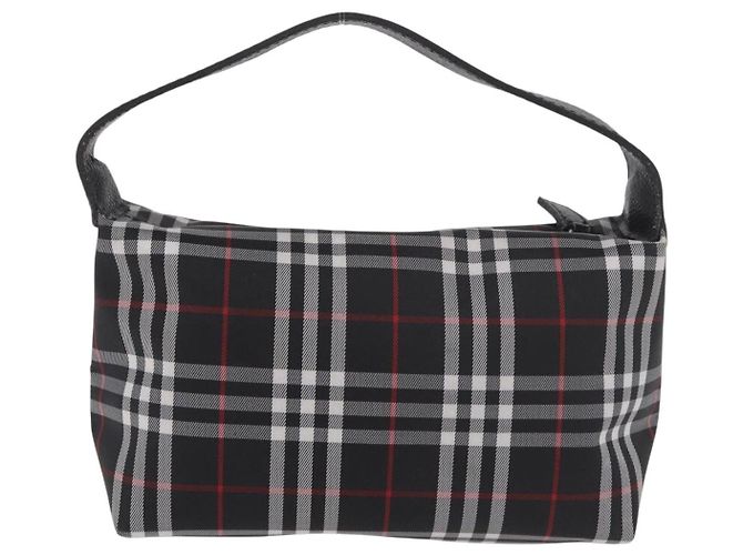 Pochette a mano BURBERRY in nylon nero con dettagli argento Auth am11953V - vista 3