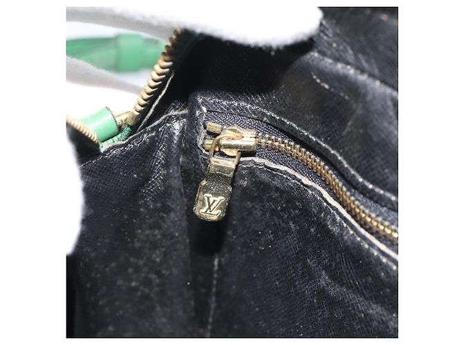 LOUIS VUITTON Epi Trocadero 23 Borsa a Spalla Verde M52304 LV Auth 187408 - vista 22