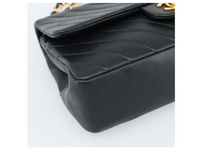 Borsa a Spalla CHANEL V stitch Chain in Pelle di Agnello Nera e Oro CC Auth 189090M Nero D'oro - vista 11