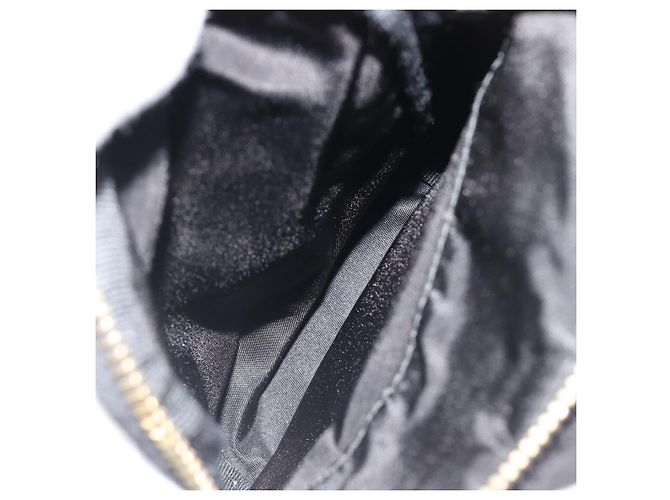 Zaino PRADA Nylon Nero Oro Auth yk20532SAV D'oro - vista 28