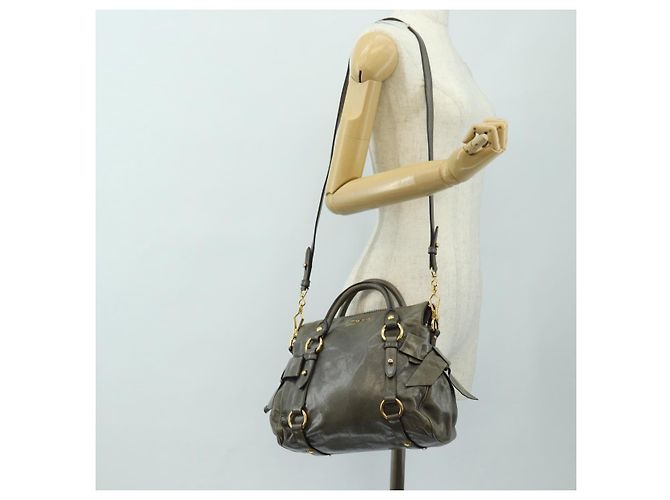 Borsa Miu Miu in pelle 2way Grigio Oro Auth 186440SAM Marrone D'oro - vista 26