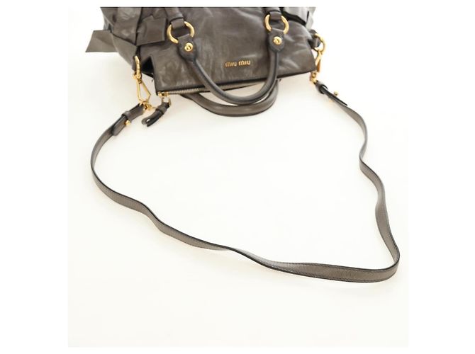 Borsa Miu Miu in pelle 2way Grigio Oro Auth 186440SAM Marrone D'oro - vista 9