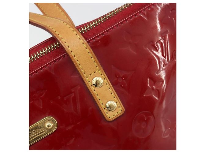 Borsa LOUIS VUITTON Monogram Vernis Bellevue PM Pomme D'amour M93583 Auth 187275A Rosso - vista 10