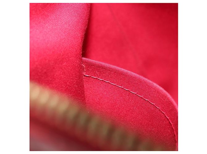 Borsa LOUIS VUITTON Monogram Vernis Bellevue PM Pomme D'amour M93583 Auth 187275A Rosso - vista 12