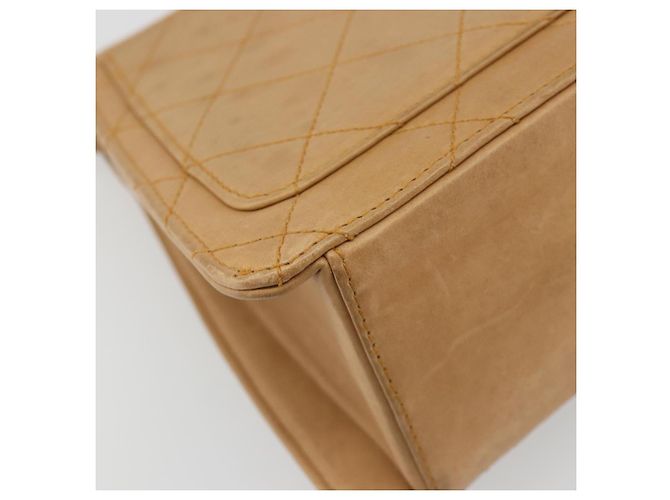 CHANEL Matelasse Shoulder Bag Lamb Skin Beige Gold CC Auth 187187 D'oro - vista 13