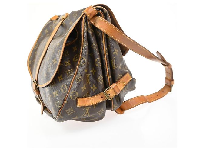 Louis Vuitton Saumur Monogram Canvas 35 Brown - view 4