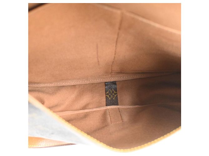Louis Vuitton Saumur Monogram Canvas 35 Brown - view 5