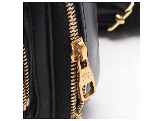 Borsa a tracolla Louis Vuitton Utility Crossbody Nero - vista 10