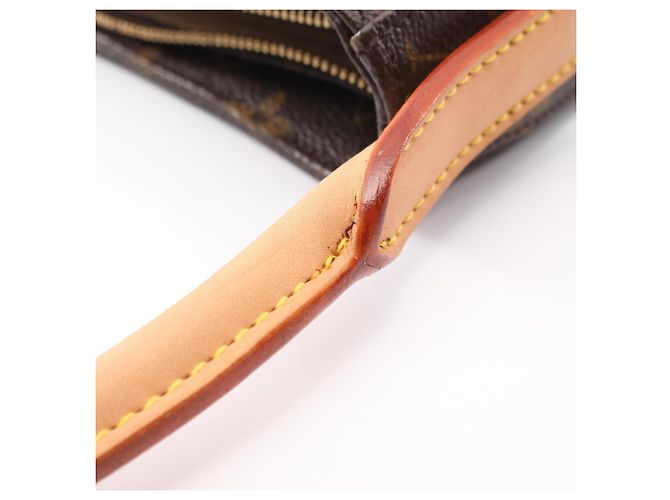 Borsa a Spalla Louis Vuitton Looping GM Monogram Marrone - vista 14
