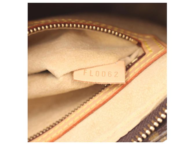 Borsa a tracolla Louis Vuitton Looping MM Monogram Marrone - vista 5