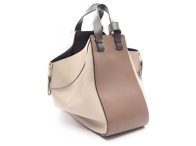 Loewe Hammock Medium 2-Way Handtasche Braun Beige - Ansicht 2