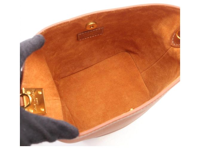 Borsa a Spalla Louis Vuitton Lowkey All In BB Marrone Cognac - vista 3