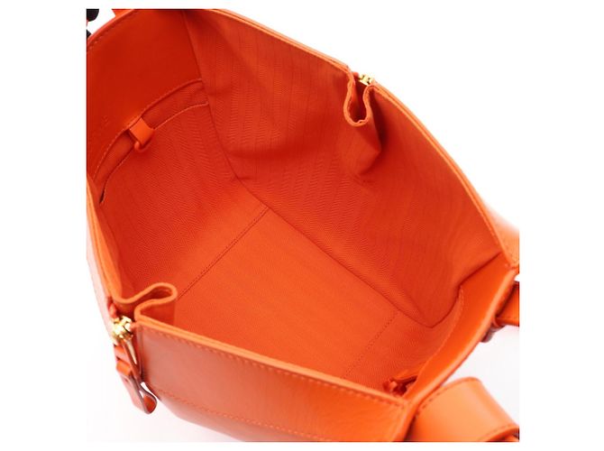 Borsa a mano 2-Way Hammock Compact in pelle arancione Loewe - vista 3