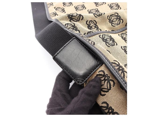 Borsa a Spalla Loewe Anagram Nero Beige - vista 10