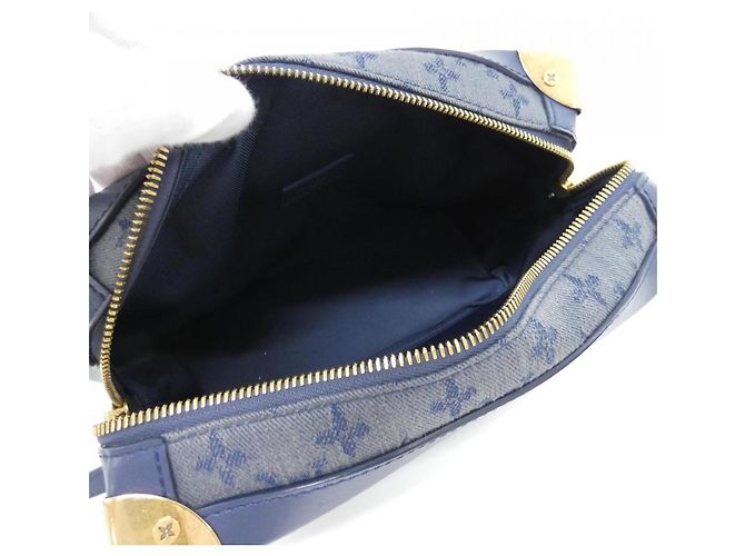 Borsa a tracolla Louis Vuitton Monogram Denim Soft Trunk Blu navy - vista 5