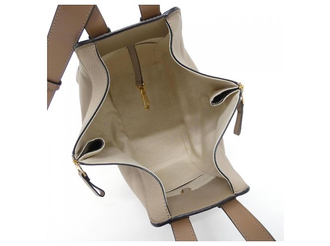 Loewe Hammock Small Schultertasche Sand - Ansicht 7
