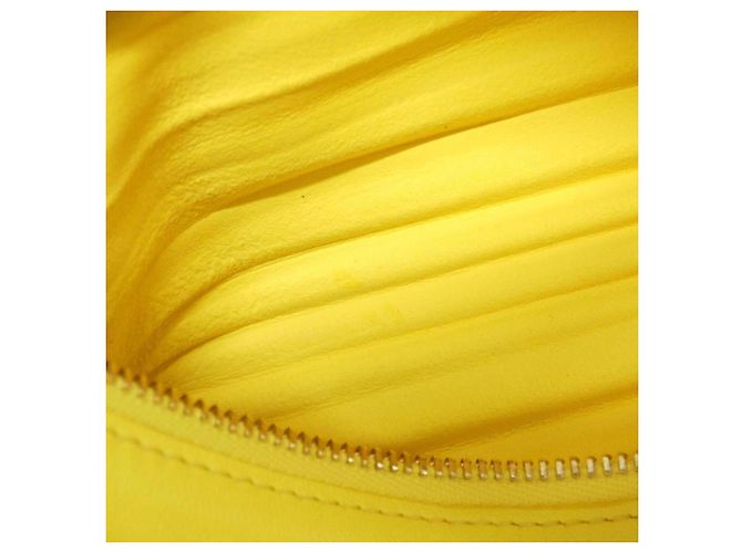 Pochette in pelle gialla Loewe Giallo - vista 6