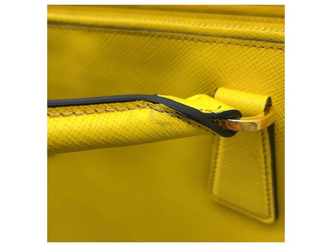 Borsa a mano grande in pelle Saffiano Galleria di Prada Giallo - vista 10