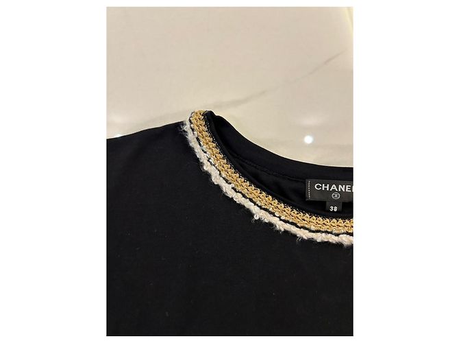T-shirt Chanel nera in cotone con profilo intrecciato oro Nero - vista 4