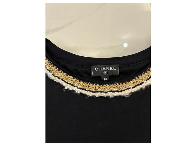 T-shirt Chanel nera in cotone con profilo intrecciato oro Nero - vista 6