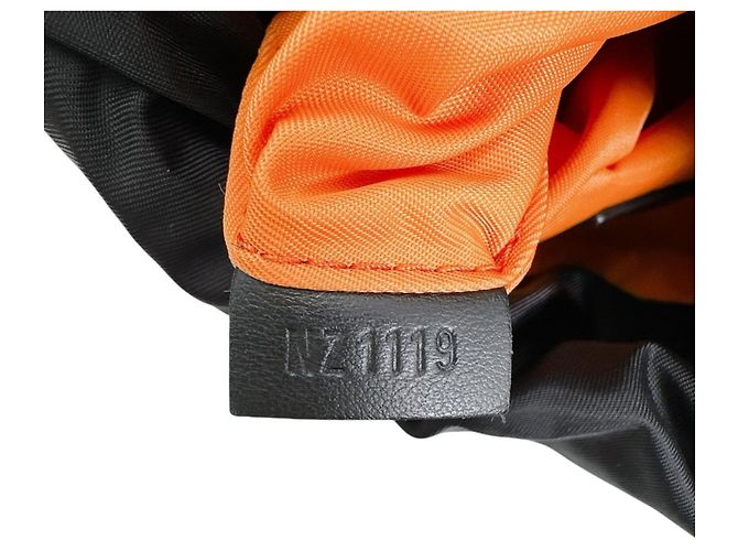 Borsa Nano Louis Vuitton Chalk Nero - vista 14