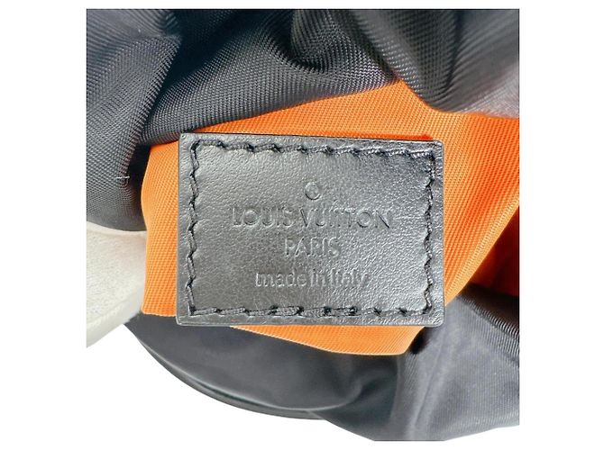 Borsa Nano Louis Vuitton Chalk Nero - vista 15