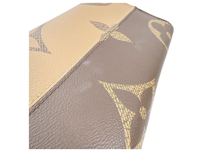 Onthego Louis Vuitton Monogram Canvas Tote Bag Braun - Ansicht 11